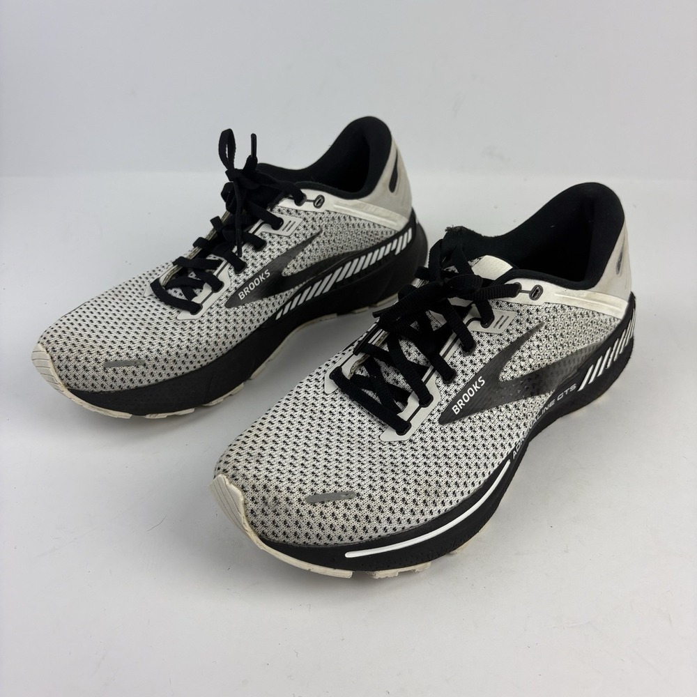 Brooks Adrenaline GTS 22 Women's Size 11 Medium (B) Running Shoes White Black